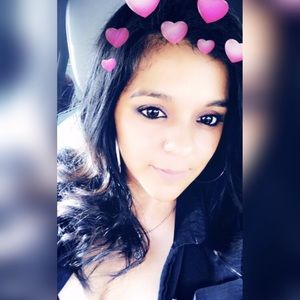 Meet your Posher, Clara